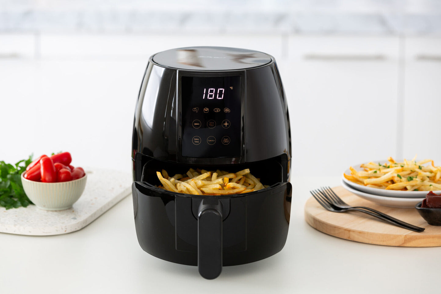 3L Digital Air Fryer w/ 200 C, Non-Stick & Removable Basket