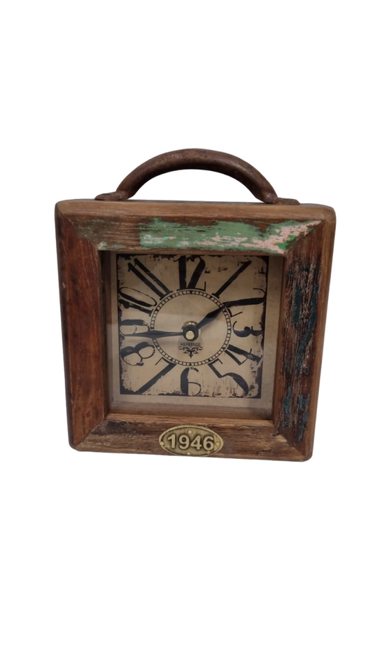 Small Recycle Square Table Clock