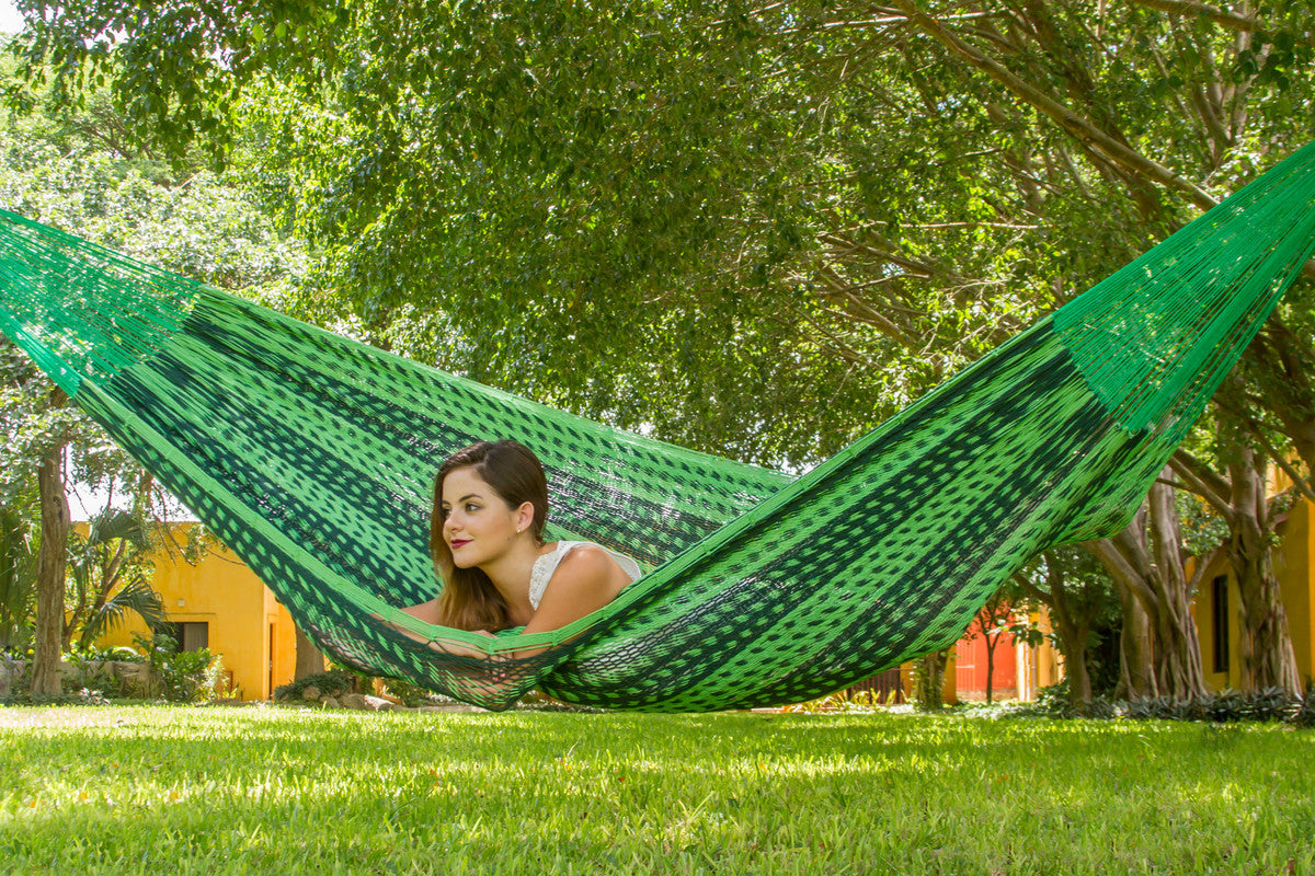 Queen Size Outdoor Cotton Hammock in Jardin